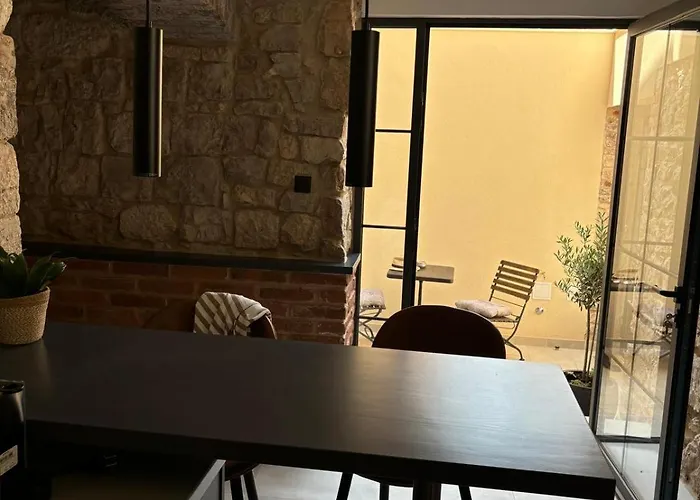 Apartman Mavi Vis